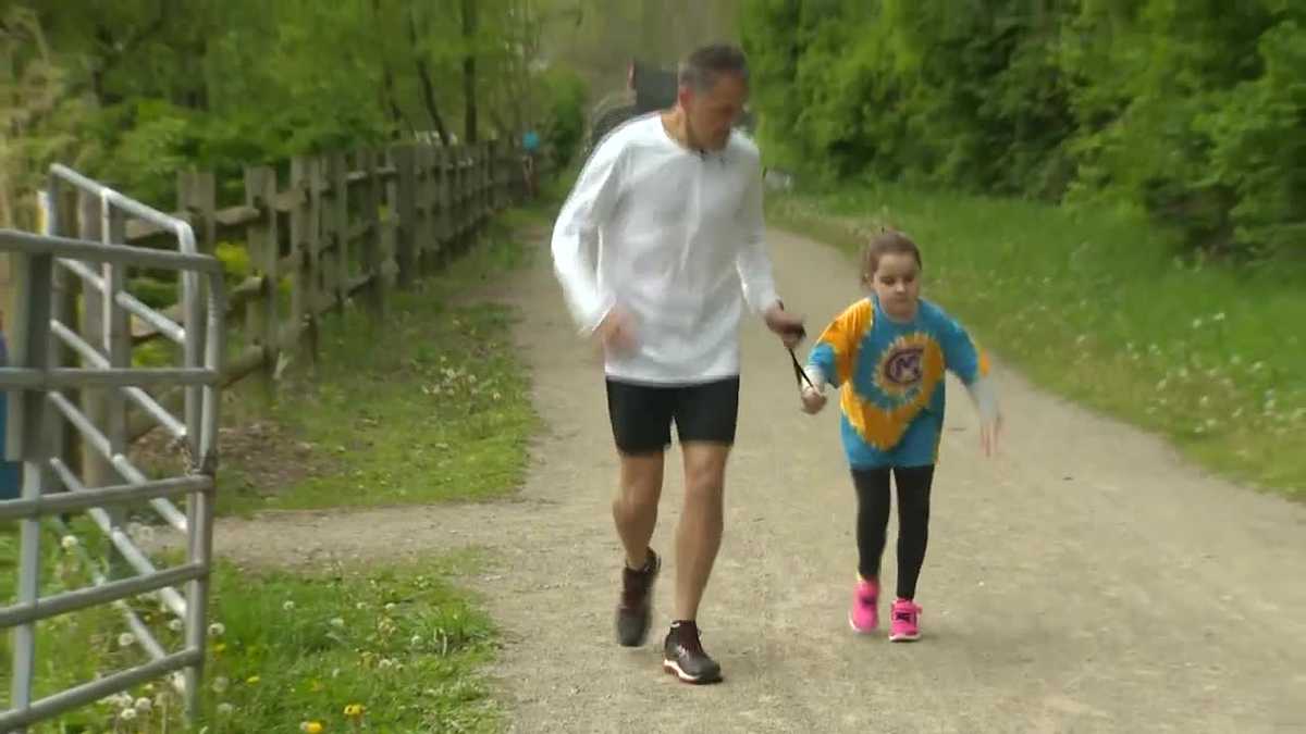 Father Goes The Extra Mile For Daughter At Pittsburgh Marathon