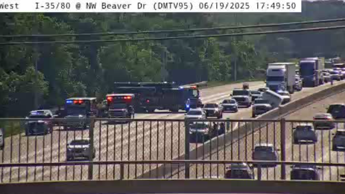 Traffic resumes after crash on I35/80 causes major backup Thursday evening