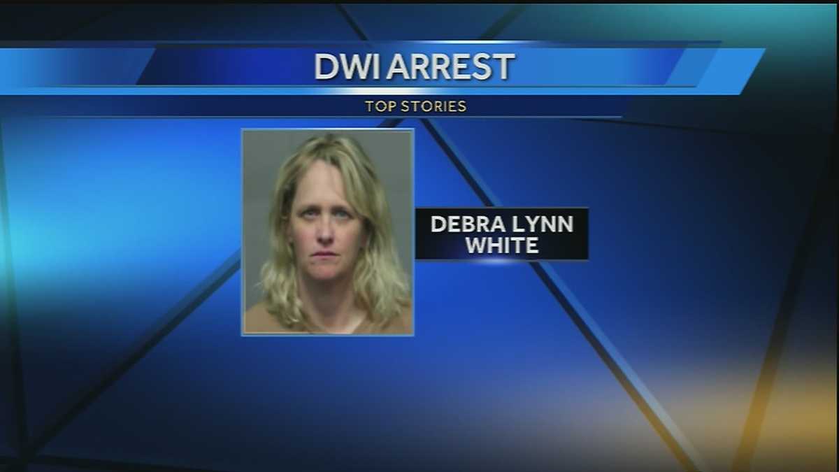 Mississippi woman arrested on DWI after crashing twice into police vehicle