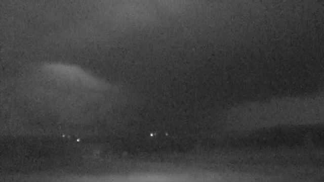 Lightning show: Storm Tracker 9 follows severe weather in northeastern Kansas - Vimarsana News