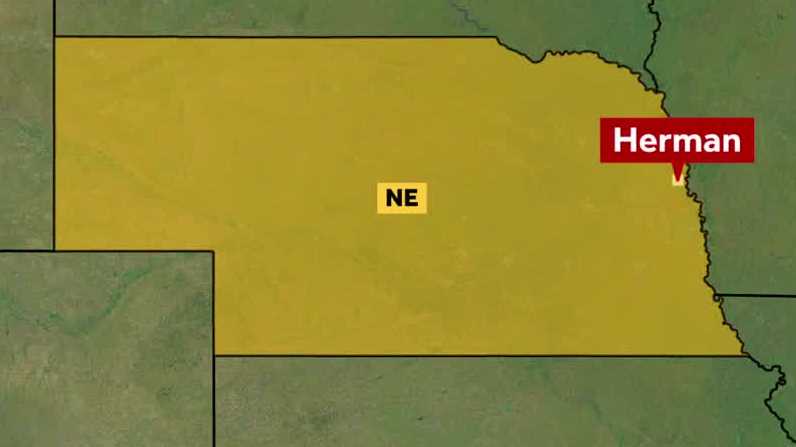Nebraska armed standoff ends peacefully after man surrenders - KETV