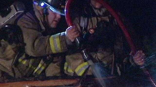Lightning strike sparks Oklahoma City house fire