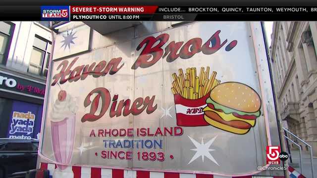 America’s oldest mobile diner still rolls through Providence, R.I.