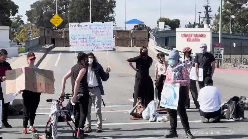 Feds call off immigration surge for 'greater Bay Area,' Oakland mayor says