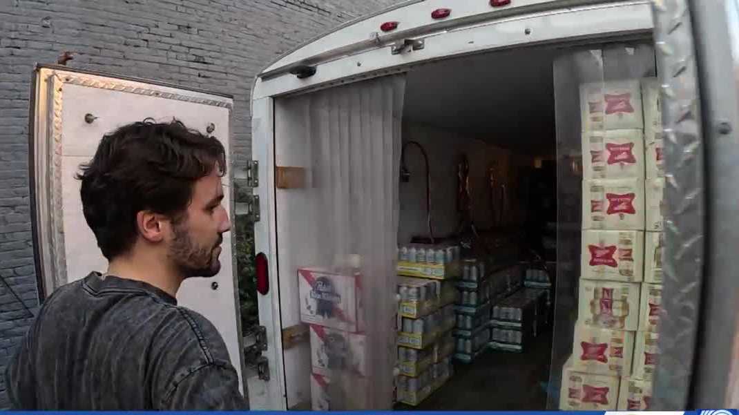 Milwaukee bars stock up on beer and staff for Brewers World Series crowds