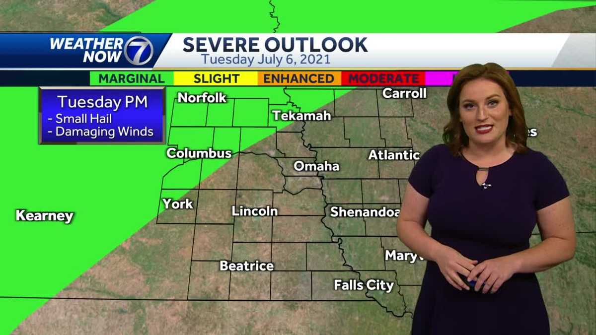 Hot and muggy Monday, chances for storms Tuesday evening