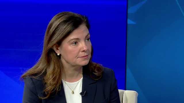 On tariffs, New Hampshire Gov. Kelly Ayotte says, 'We need certainty'