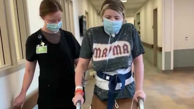 Mom and daughter fight cancer together - Vimarsana News