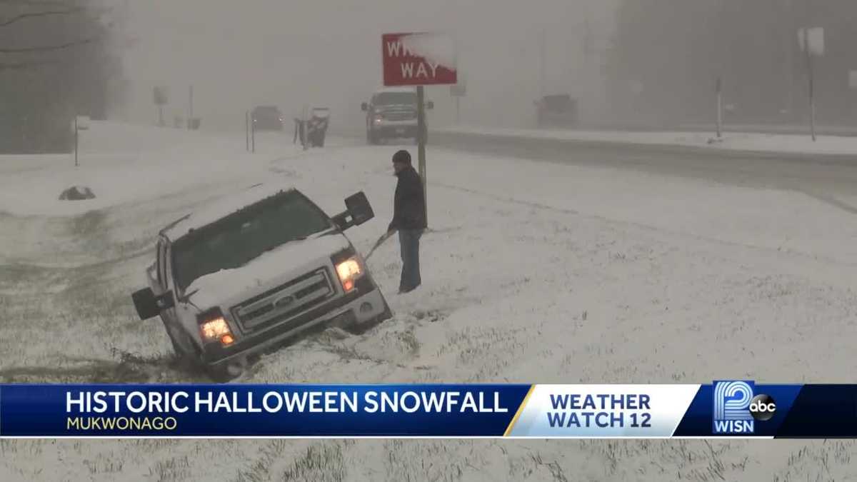 Halloween snow causes crashes, road plowing