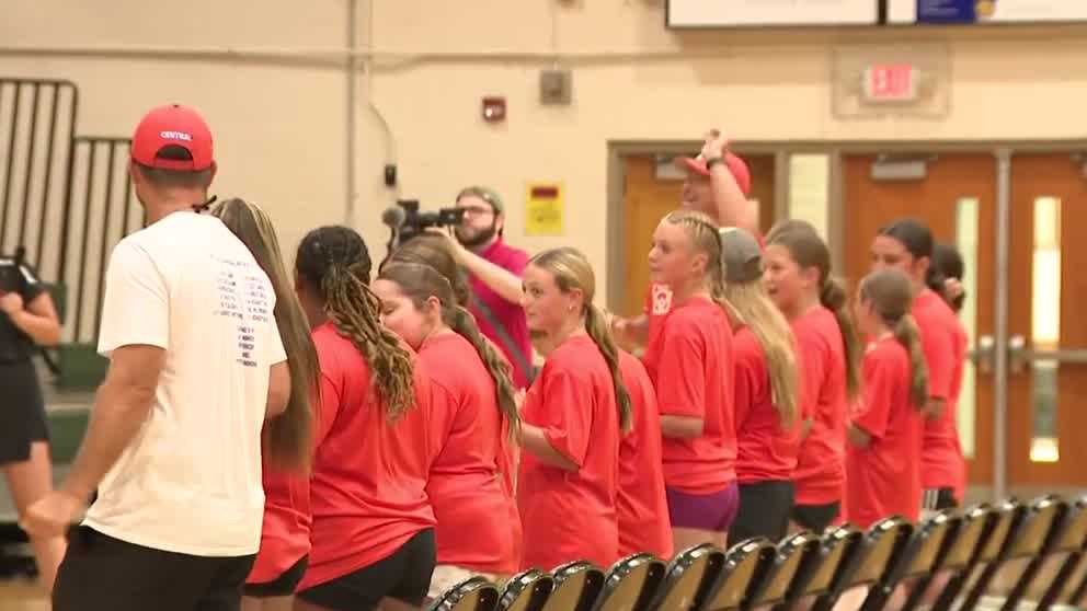 Multiple US Youth Softball Teams Celebrate Little League World Series Successes