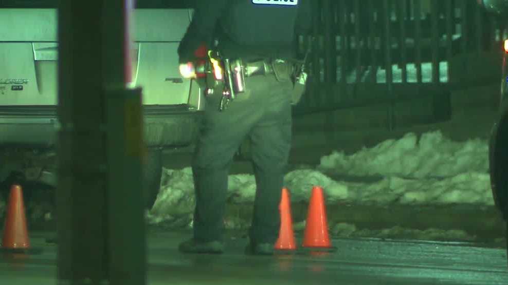 Milwaukee security guard killed in triple shooting Sunday morning - WISN
