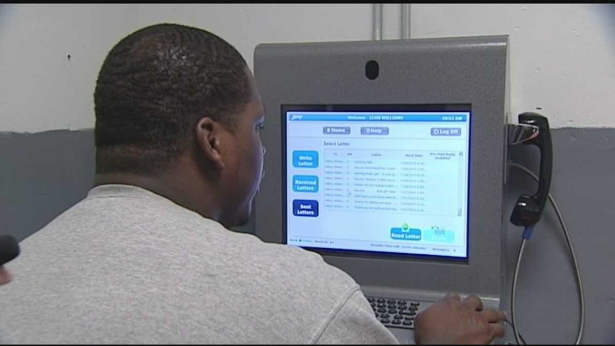 Prisons give inmates ways to communicate electronically