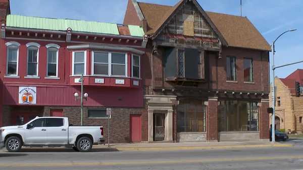 beacon of hope: crumbling oskaloosa building to become multi-purpose community area