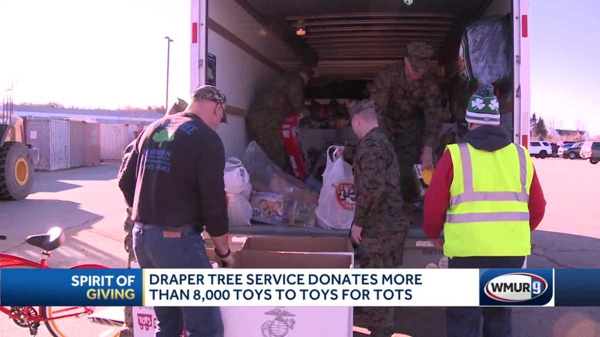 More than 8,000 toys dropped off for Toys for Tots