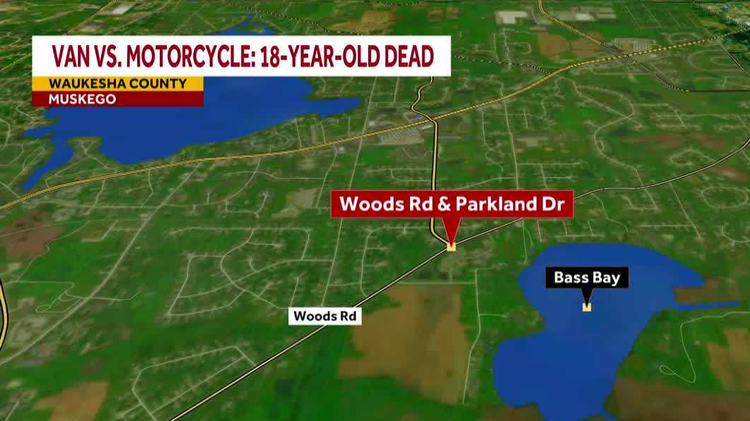 Motorcycle crashes with van in Muskego, 18-year-old dead