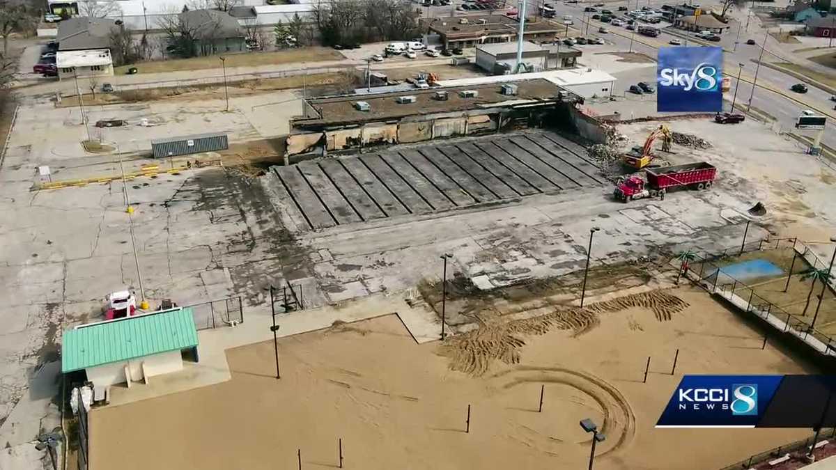 Former bowling alley owners to rebuild after Des Moines fire