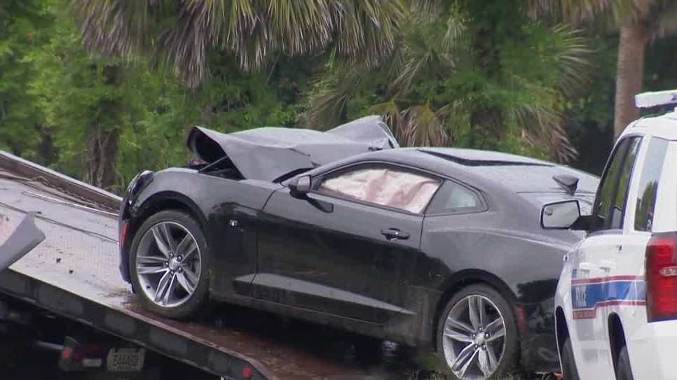 Man allegedly leads police on chase, crashes into car with newborn ...
