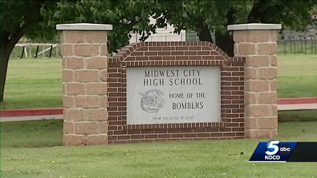 Mid-Del Schools investigates fight at Midwest City High School - Vimarsana News