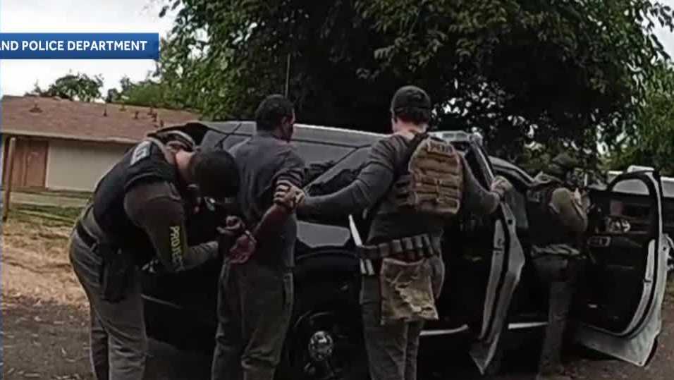 Man arrested after attempting to kidnap a woman, running over a man in ...
