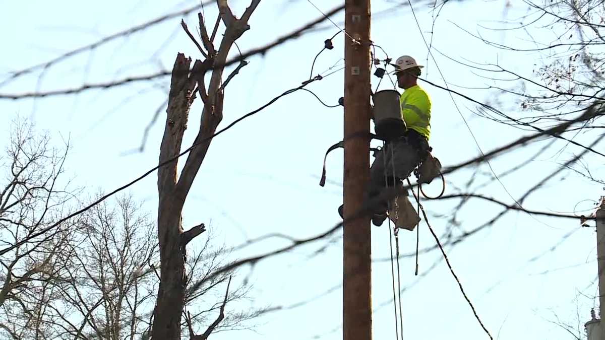 Evergy Kansas, Missouri power outages progress on restoration