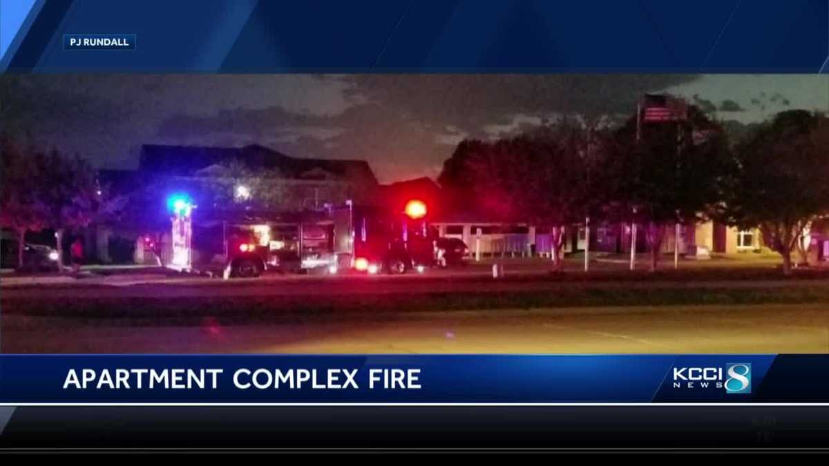 Crews battle overnight apartment fire in Johnston