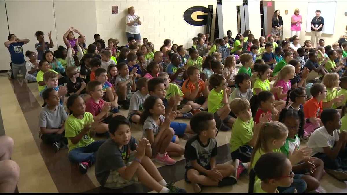 School Visit Evergreen Elementary in Monroeville