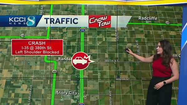 des moines traffic: crash reported near story city along i-35