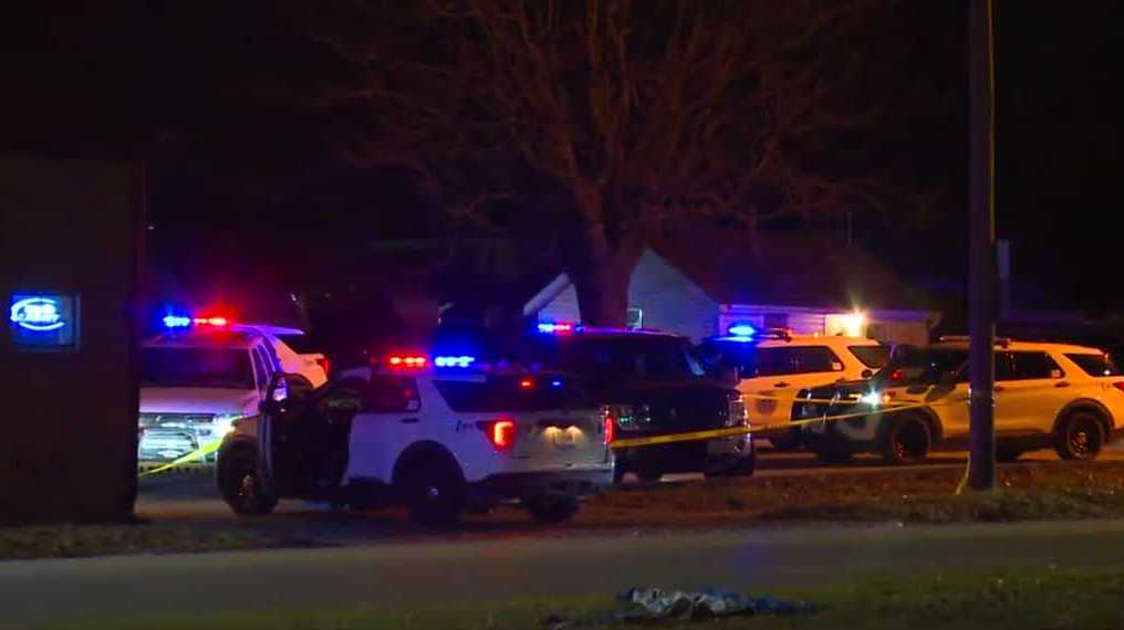 Man injured in Des Moines, Iowa shooting dies weeks later - KCCI