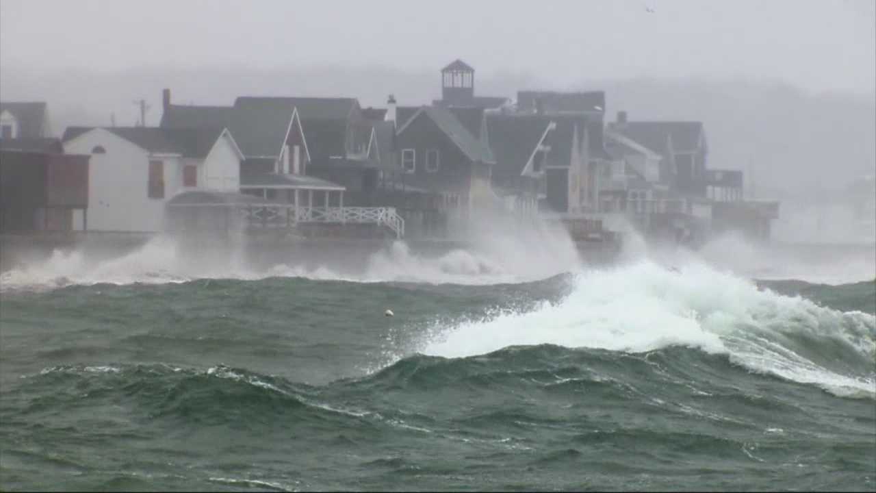 Boston+Braces+for+Historic+Nor%27easter%2C+Bringing+Snow+and+Coastal+Flooding