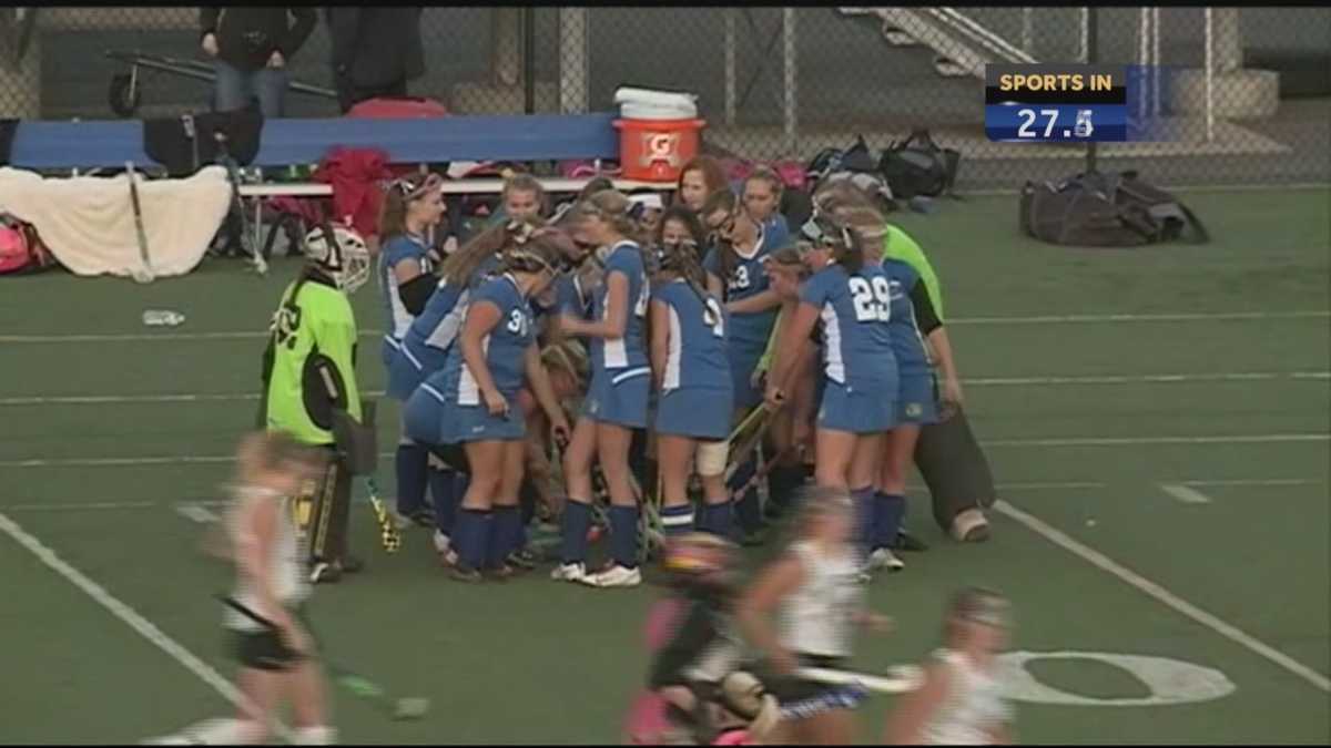 DIII field hockey semifinals in Exeter
