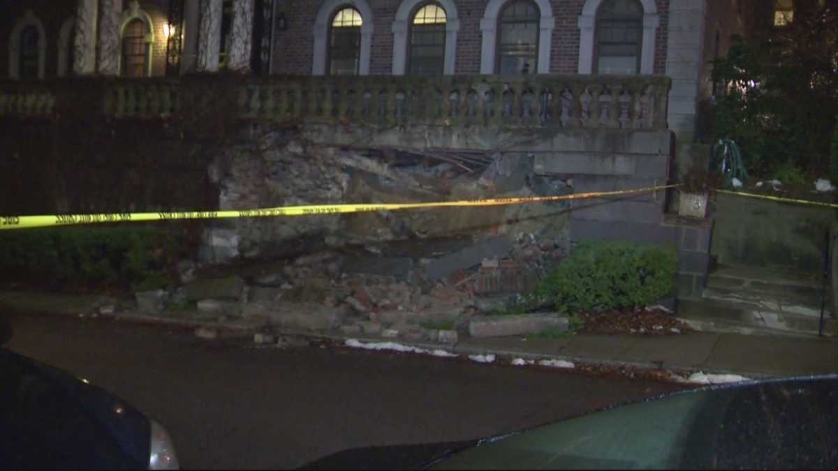 No injuries reported in partial building collapse