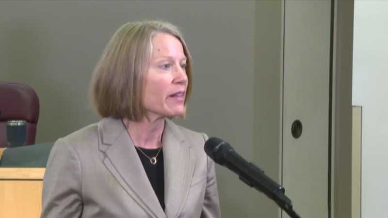 WATCH: Full news conference after DMPS board votes to accept Superintendent Ian Roberts' resignation