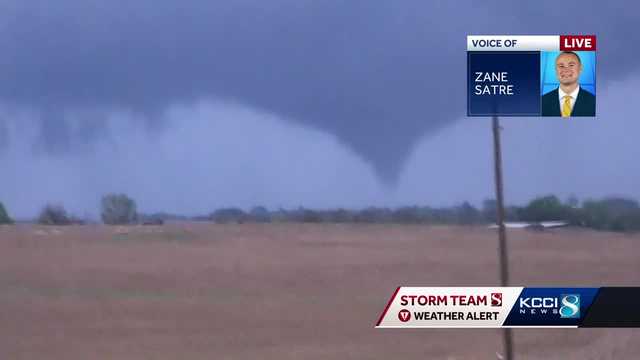 Iowa tornado: Video shows tornado touching down in Union County