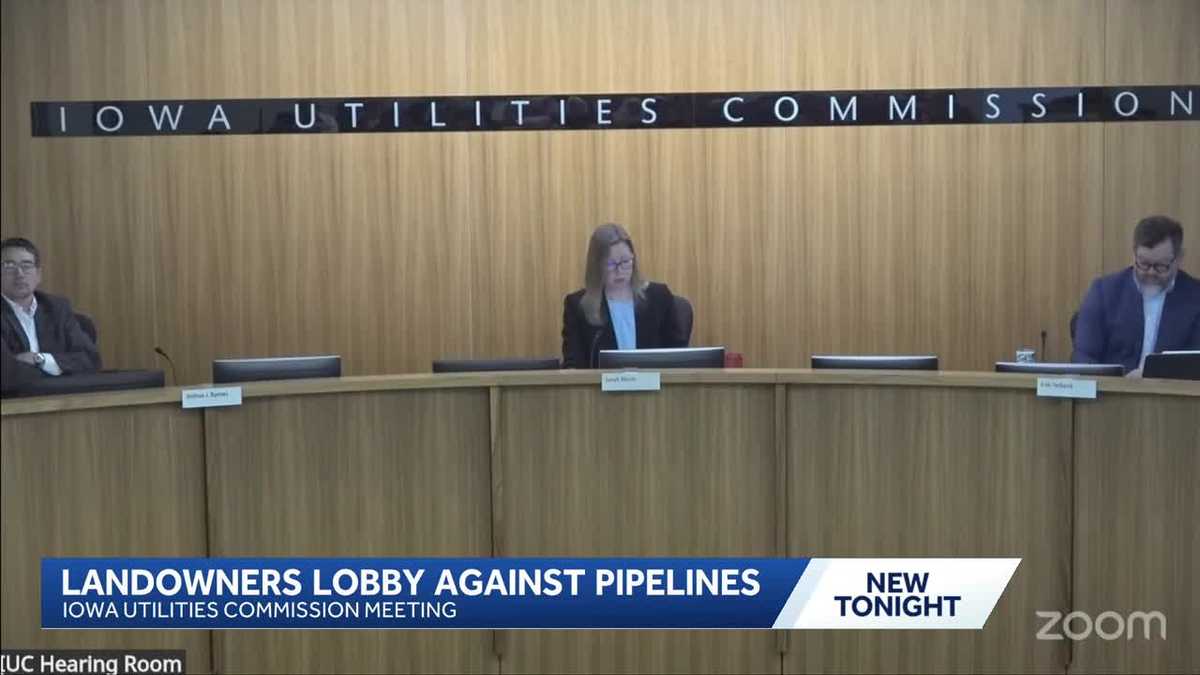 Landowners oppose carbon pipeline amendment at Iowa Utilities Commission meeting