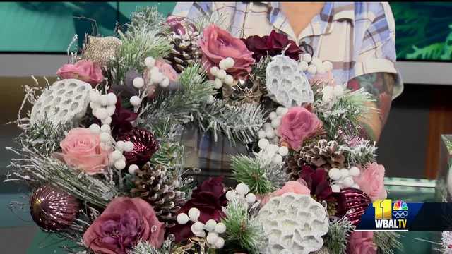 Wreath maker prepares for annual Festival of Trees - Vimarsana News