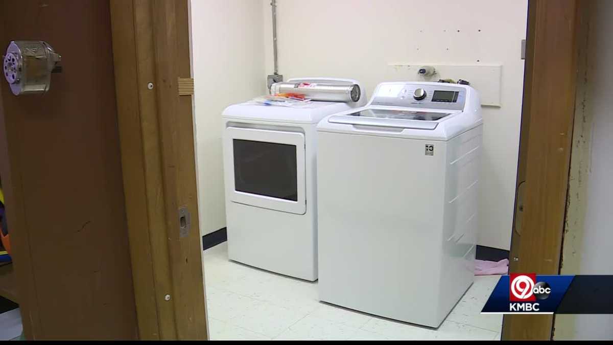 Loads of Love delivers washers, dryers to 2 Grandview schools
