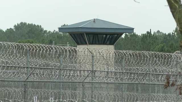 Smith State Prison officer speaks out after warden arrested - Vimarsana News