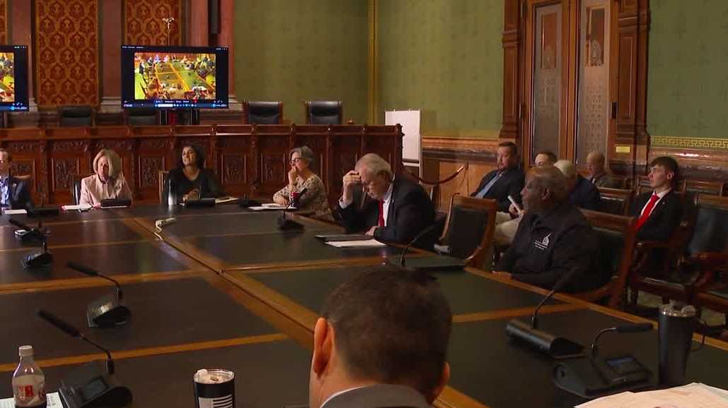 Iowa school funding bill advances with changes: 2.25% increase ...