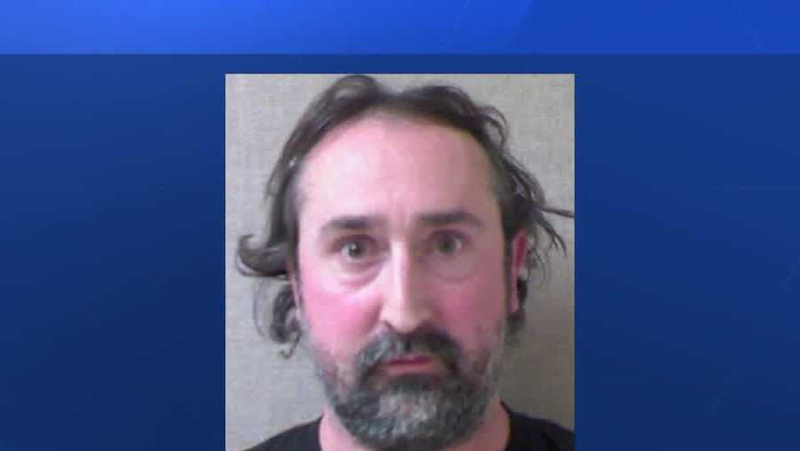 Hudson man accused of pulling gun during crash traffic