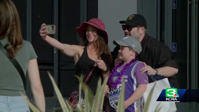 Some Kings fans struggle with Ticketmaster to get Game 4 watch party tickets - Vimarsana News