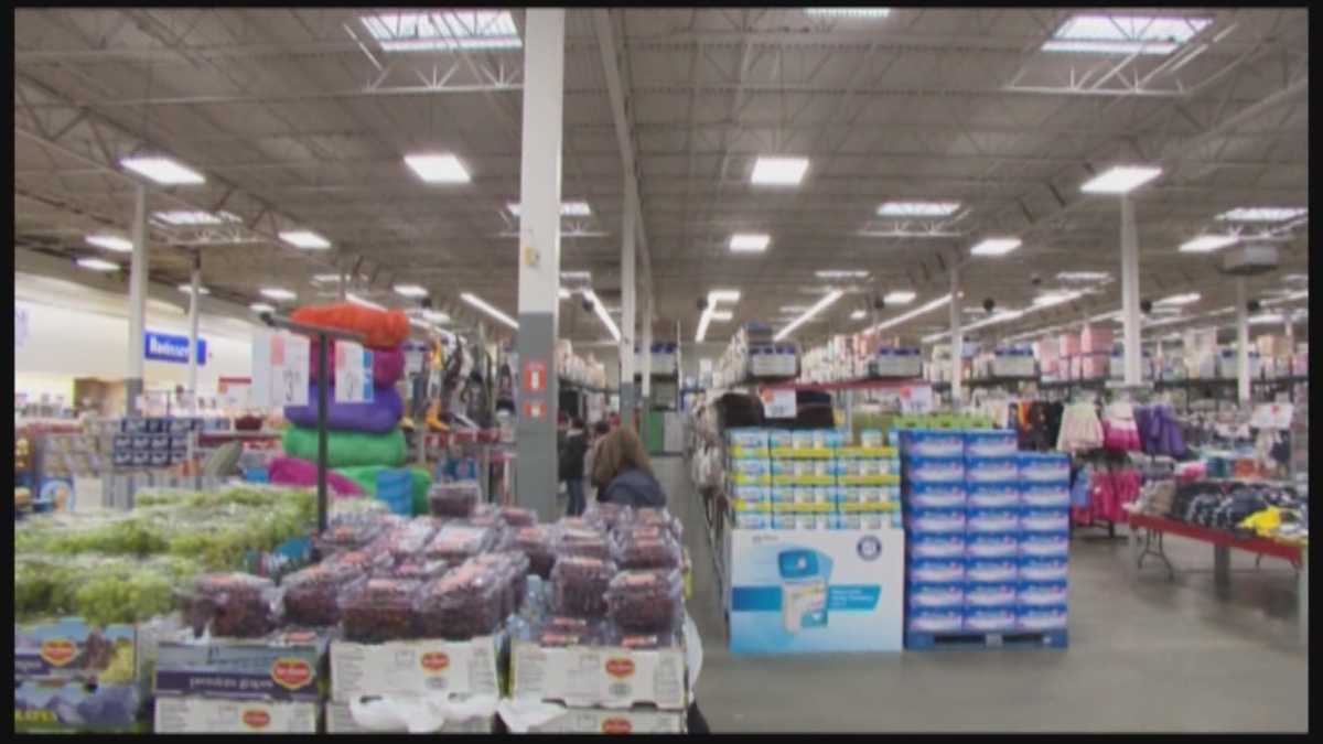 Sam’s Club vs Costco: Which one is better?