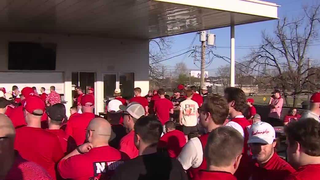 'Go Big Red!': Nebraska fans flood downtown Oklahoma City for March Madness
