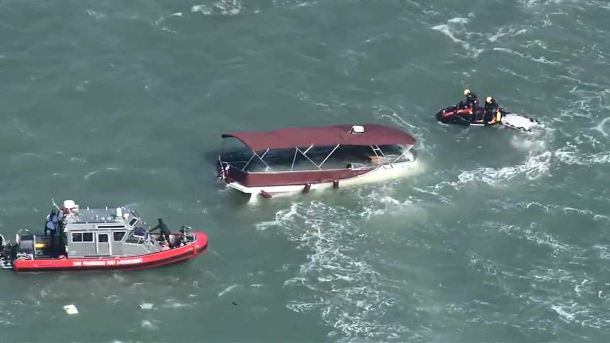 Rescuers still searching for 3 people after boat sank in San Francisco Bay, killing 1