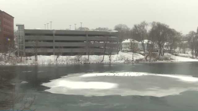 Maine's famous rotating ice disk returns - Vimarsana News
