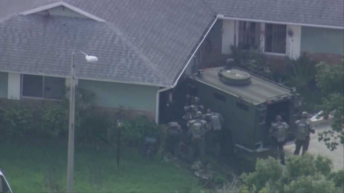 Man accused of triple shooting, SWAT standoff faces judge