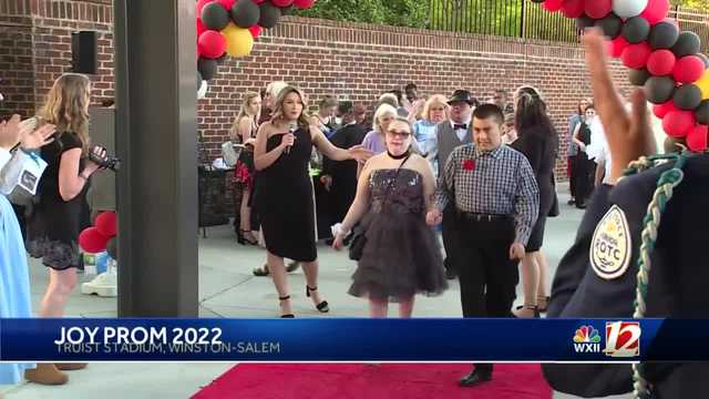 Lots of smiles and dancing at Joy Prom 2022 - Vimarsana News