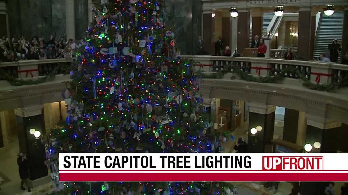 State Capitol tree lighting