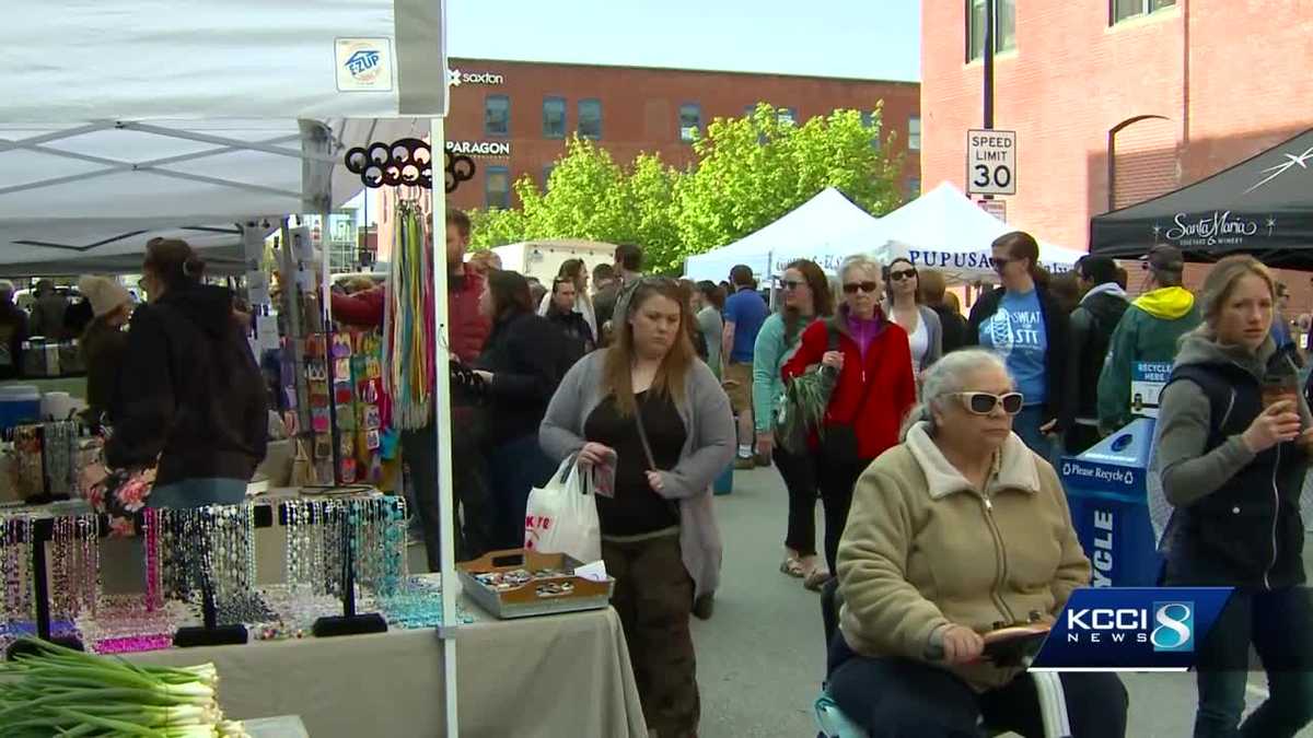 Downtown Des Moines Farmers' Market opens for season