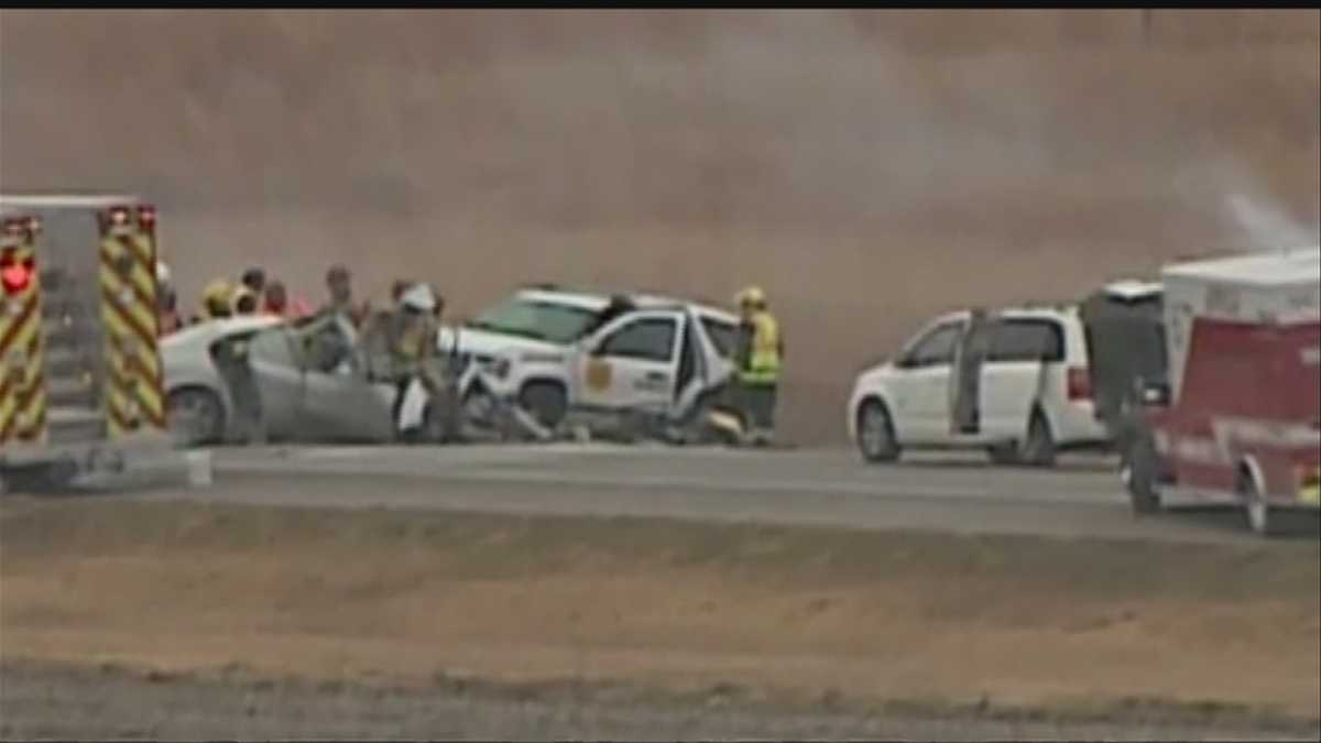 1 dead, 2 DOT officers hurt in accident near Avoca
