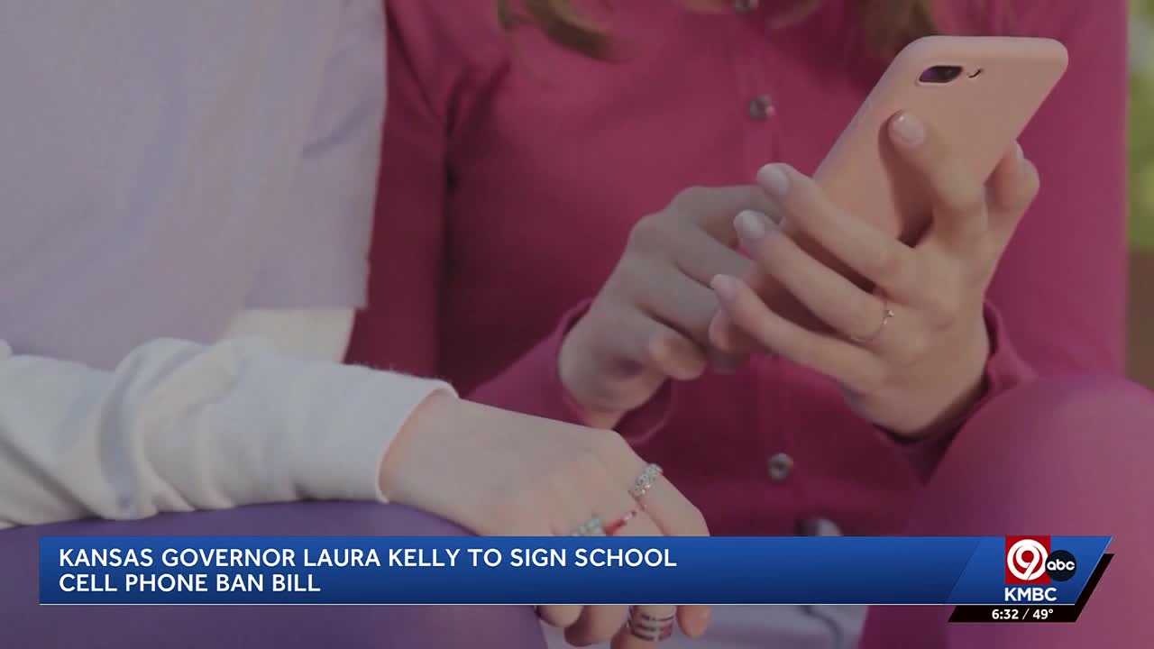 Gov. Laura Kelly to sign bipartisan bill restricting student cell phone use in Kansas schools